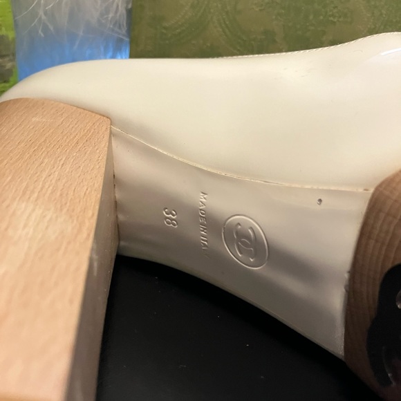 Chanel worn once broken ankle .38 Unique and magnificent. now $300 now $200 - Picture 5 of 15